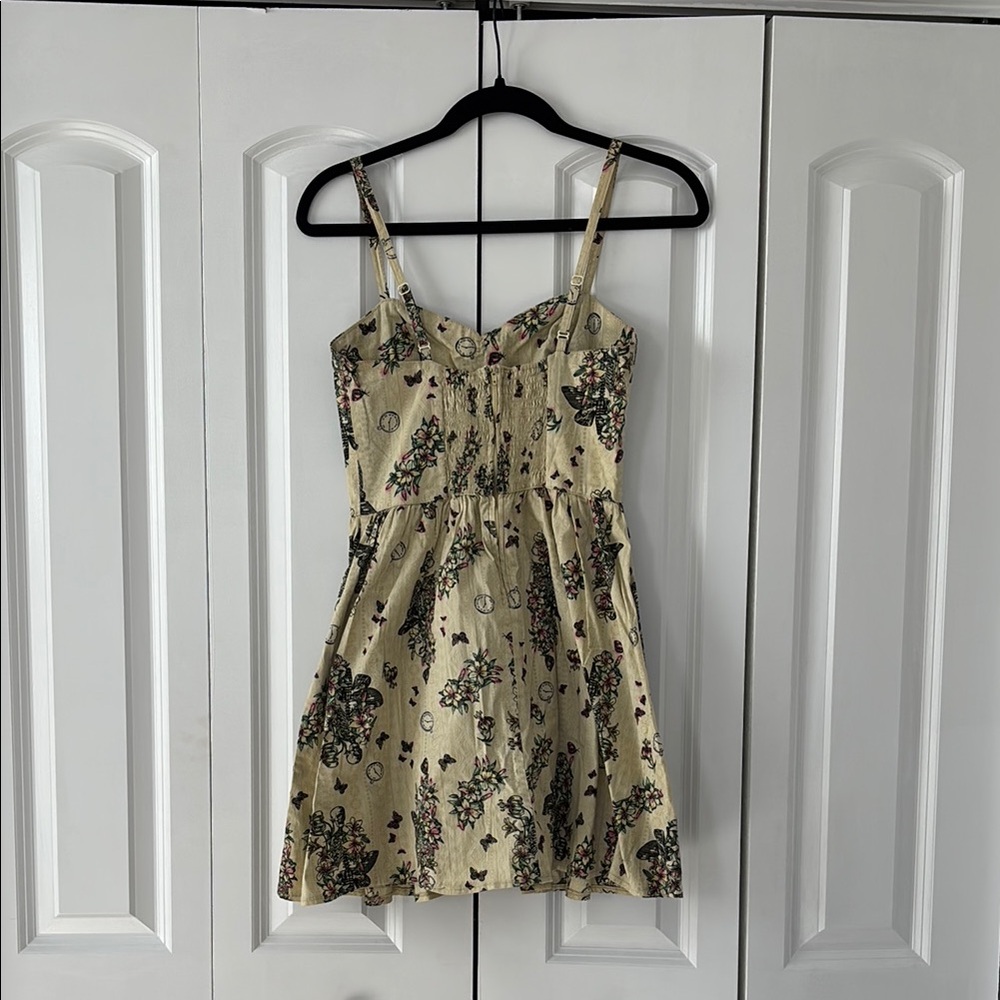 Hell Bunny Skull and Floral Pinup Sundress - Picture 6 of 9